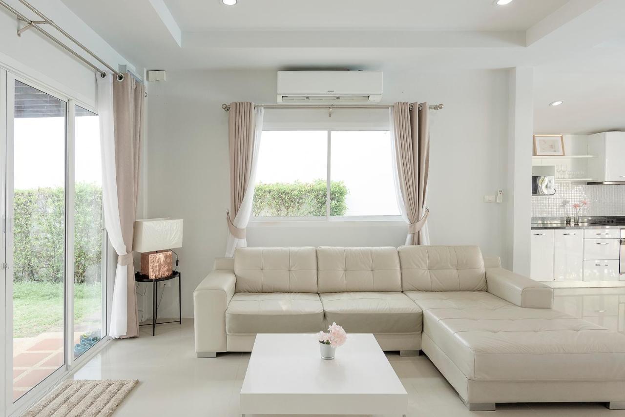 Baan Promphun Pool Villa By Bv Si Sunthon Zewnętrze zdjęcie